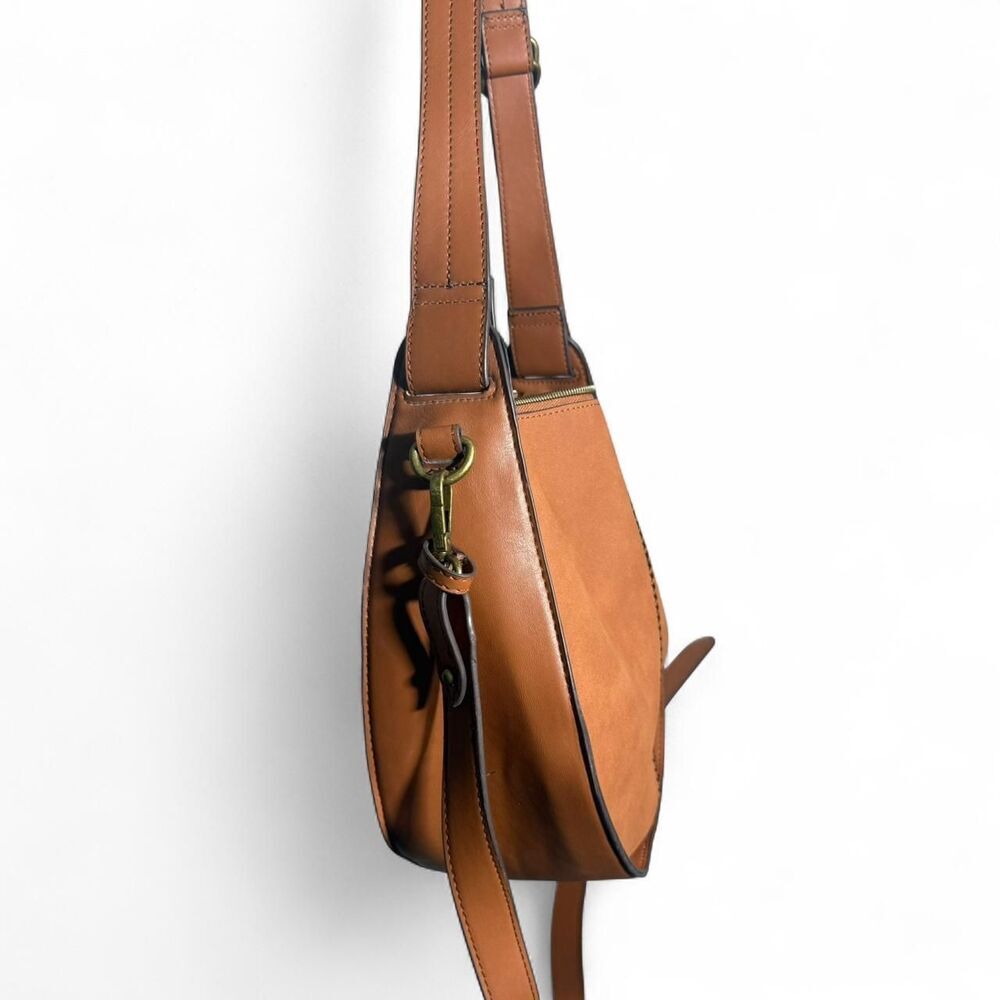 Tan leather crossbody bag with gold hardware - Suede Faux Leather, Like NEW - Picture 8 of 8